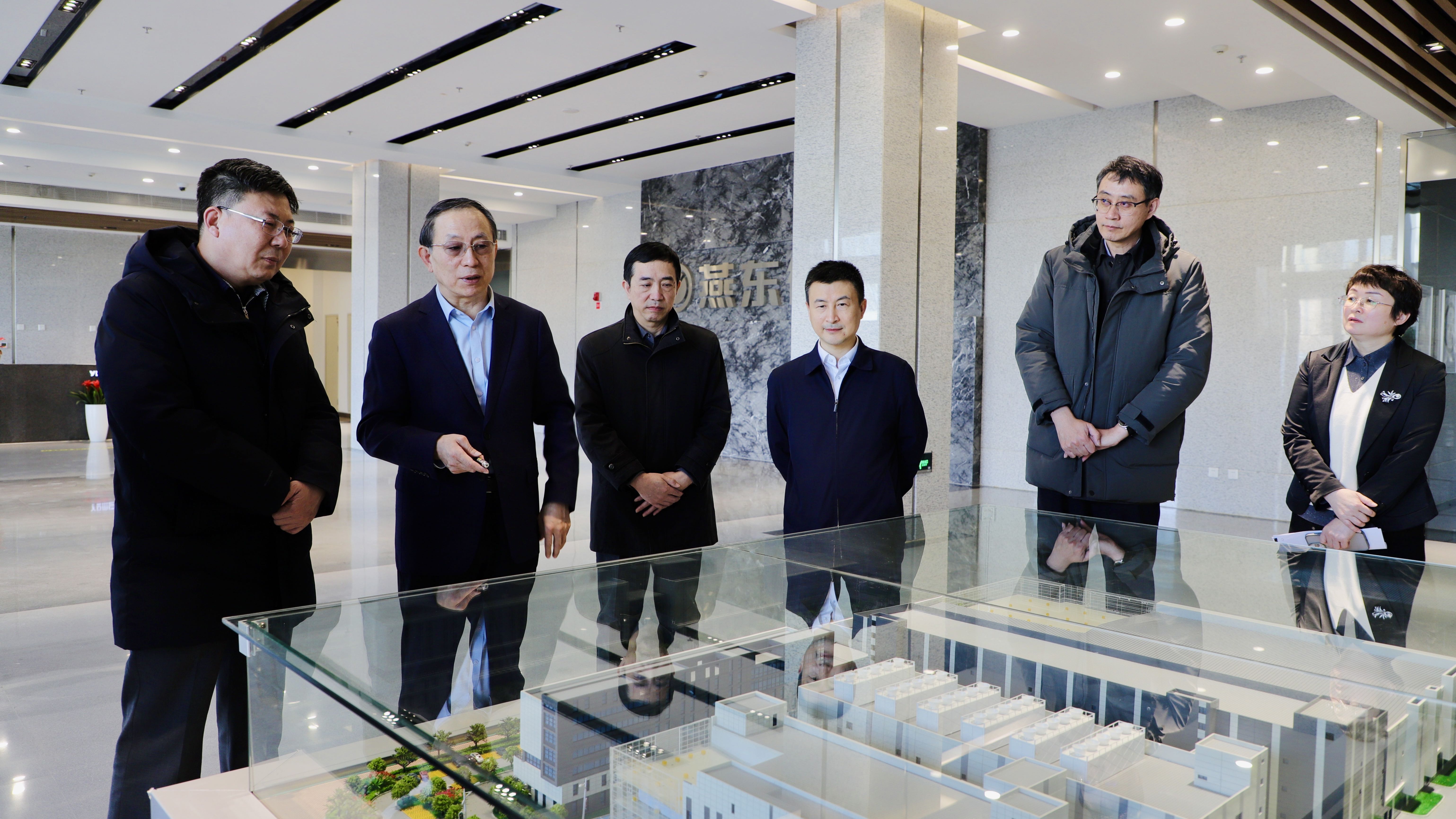 共建产教育人新模式，持续塑造发展新动能 ——北京市教委领导到熊猫微调研指导校企合作工作